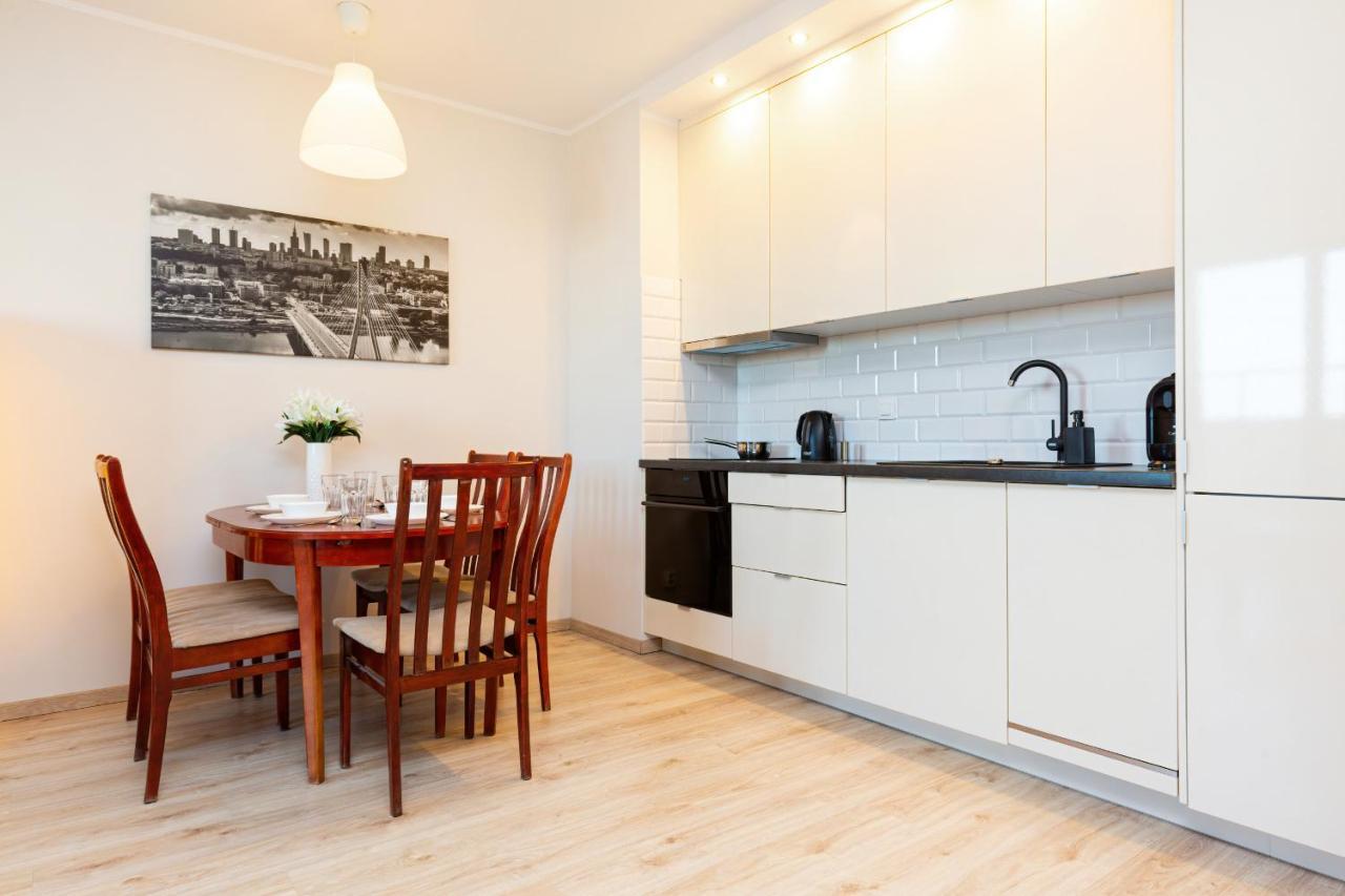 Apartamenty Bliska Praga By Noclegi Renters Varsovie Extérieur photo