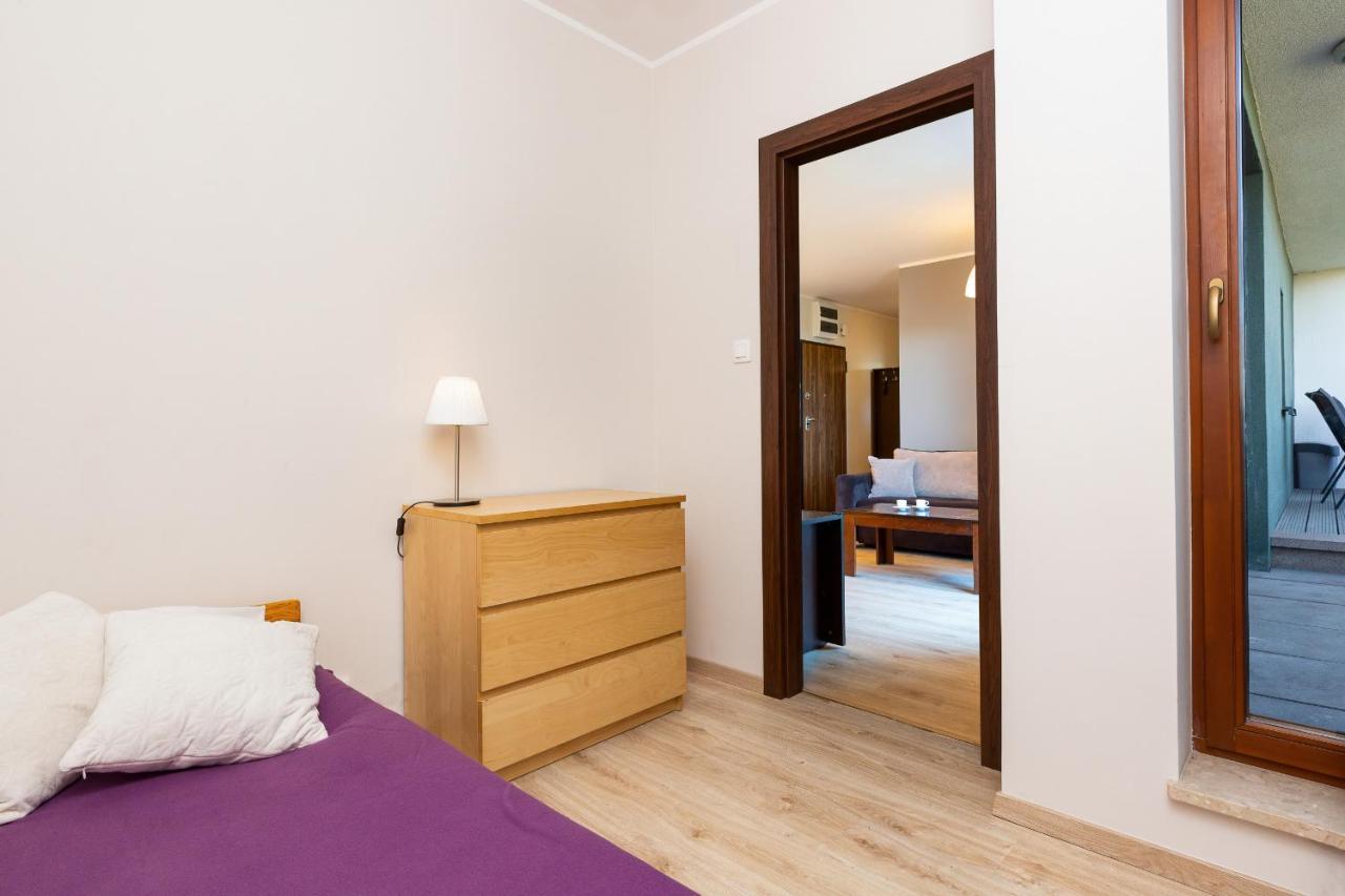 Apartamenty Bliska Praga By Noclegi Renters Varsovie Extérieur photo
